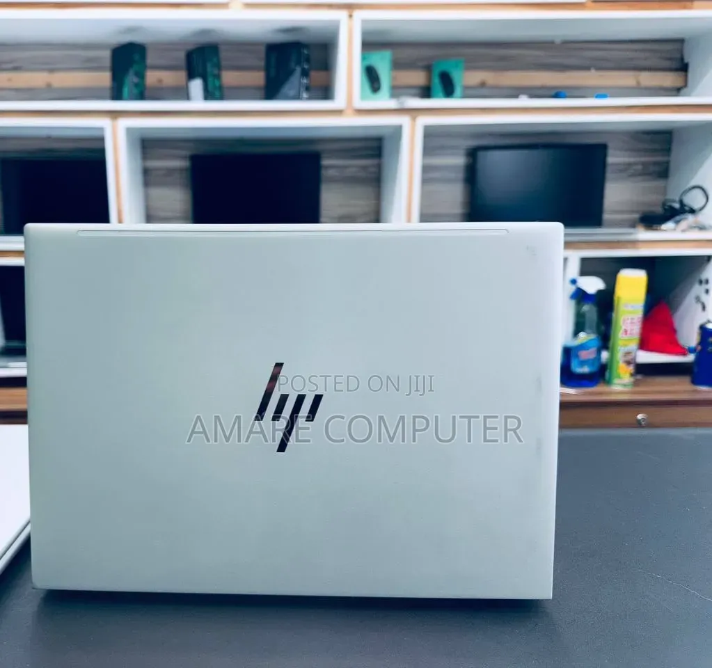 New Laptop HP EliteBook 840 G10 16GB Intel Core i7 SSD 512GB