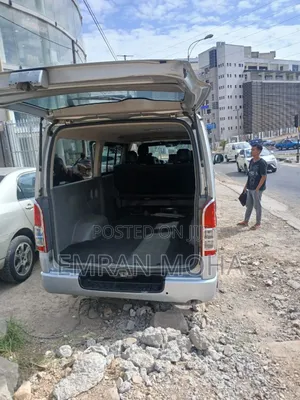 Toyota HiAce 2007 Silver