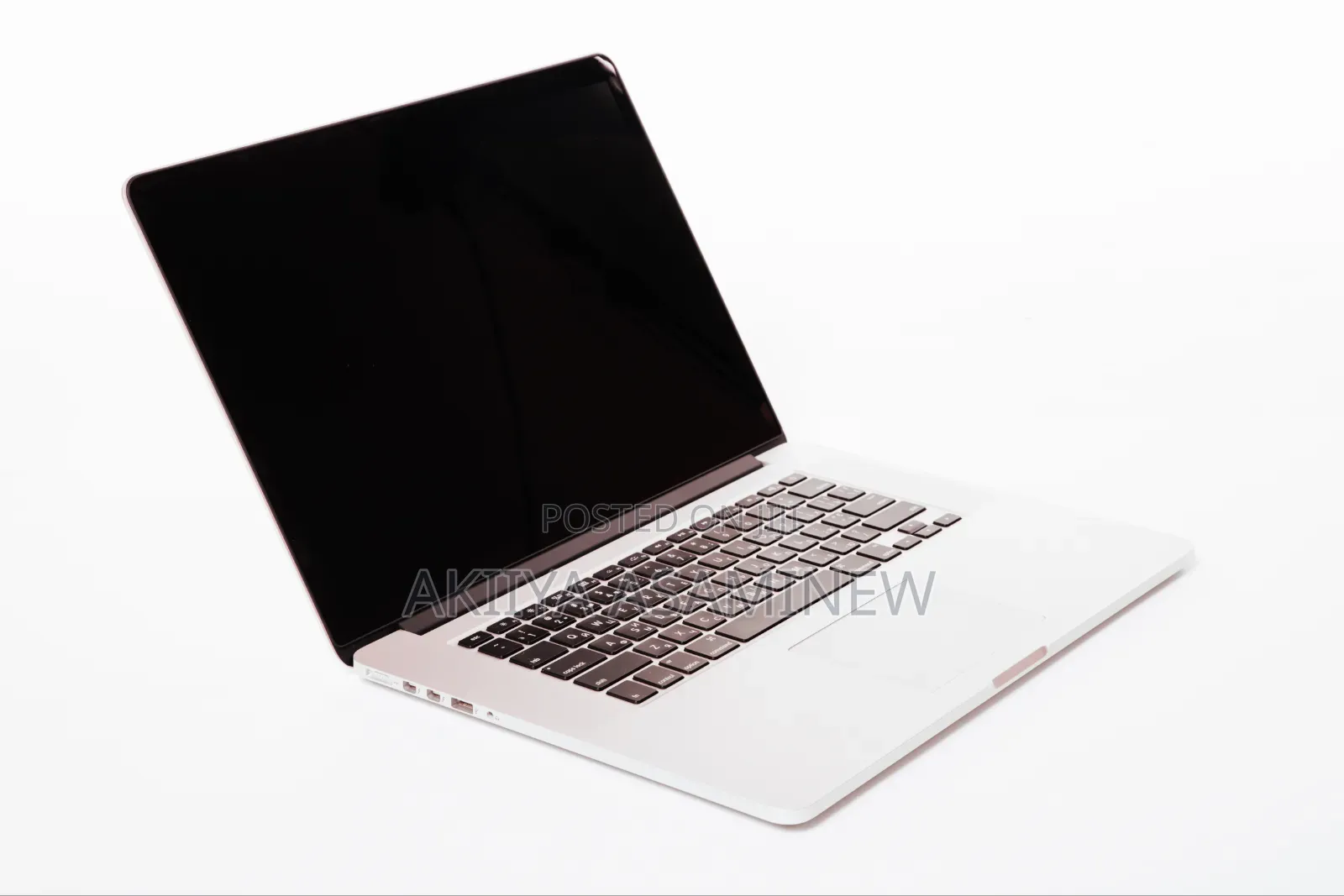 New Laptop Asus ROG Strix G15 16GB Nvidia SSD 1T