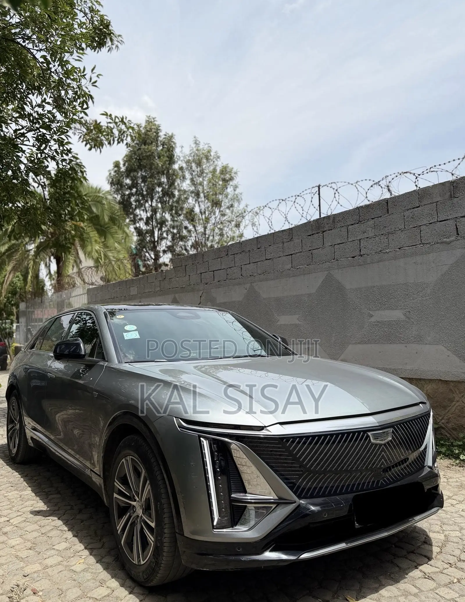 Cadillac Lyriq 2023 Silver