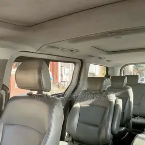 Hyundai H1 2015 Silver