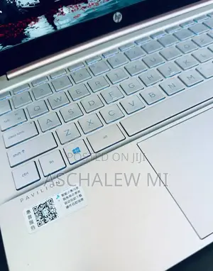 New Laptop HP Pavilion 14 16GB Intel Core i7 SSD 512GB
