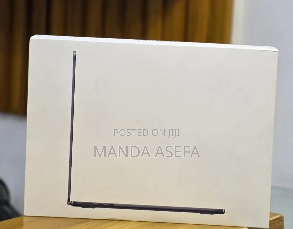 New Laptop Apple MacBook Air 2026 M5 13-inch 16GB Apple M5 SSD 512GB