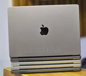 New Laptop Apple MacBook Pro M1 16GB Apple M1 Pro SSD 512GB