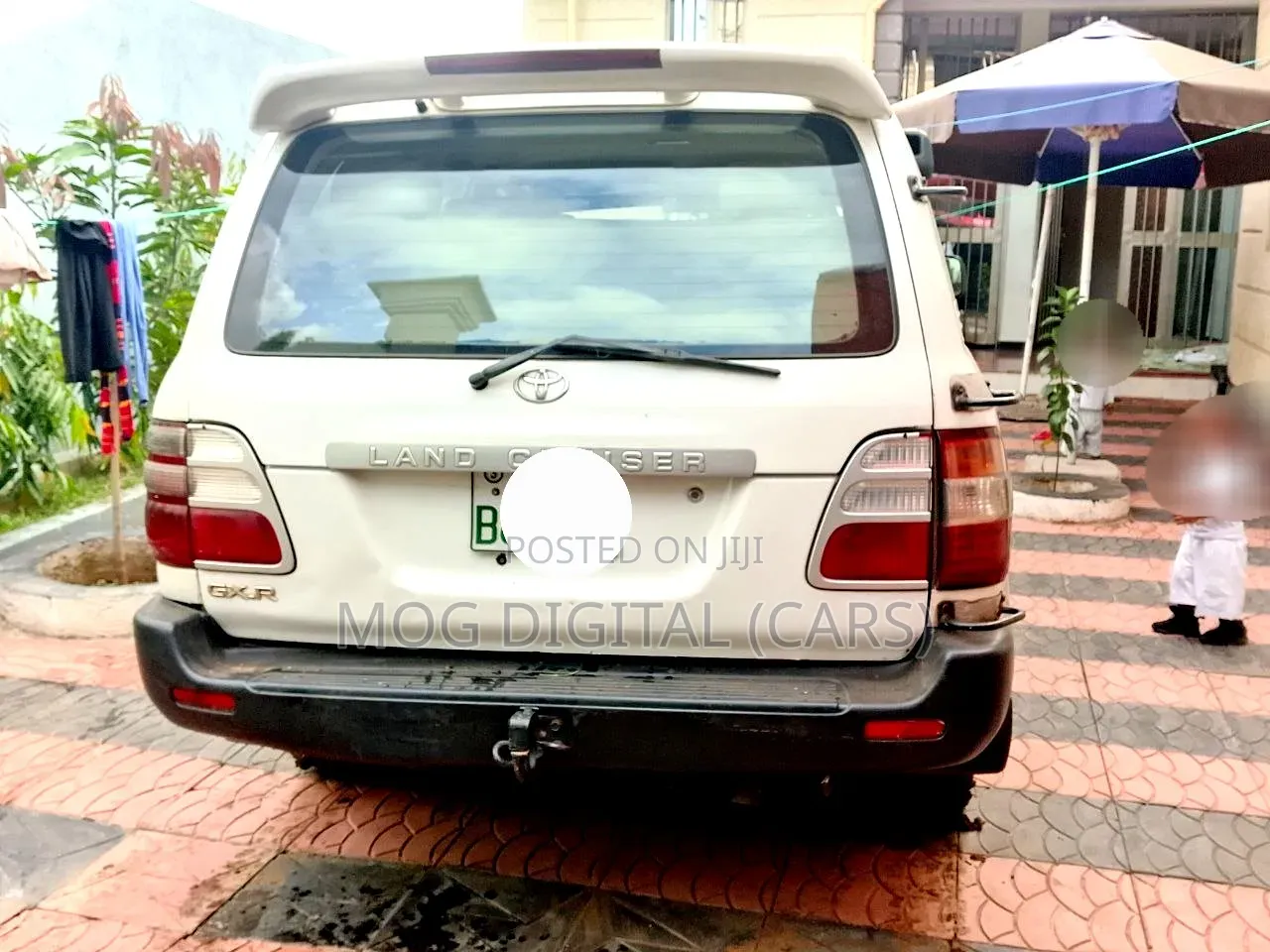 Toyota Land Cruiser 2003 White