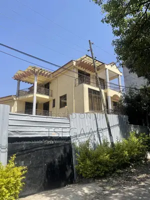 6bdrm Duplex in Kolfe Keranio for sale