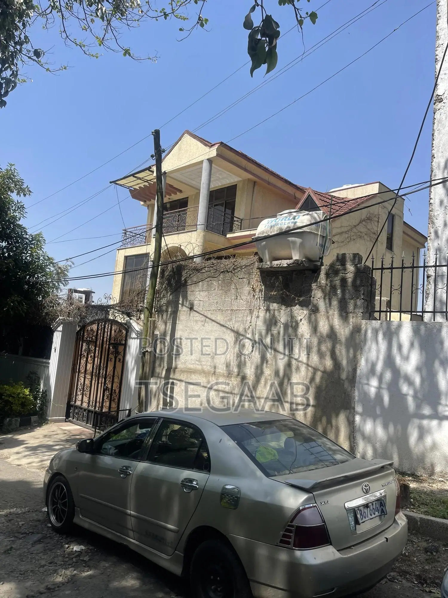 6bdrm Duplex in Kolfe Keranio for sale