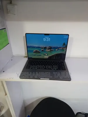 New Laptop Apple MacBook Pro M1 16GB Apple M1 Pro SSD 512GB