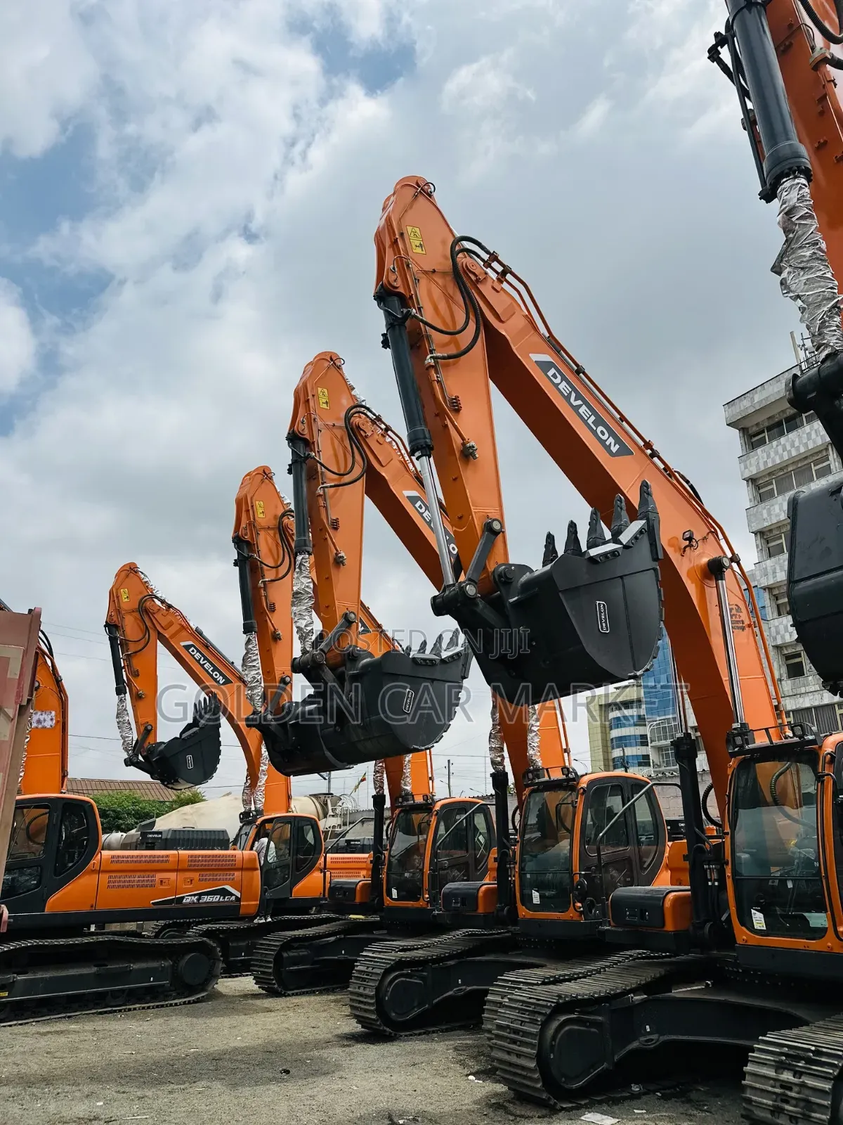Excavator Devlon Dx 2025 For Rental