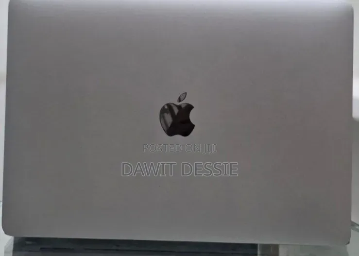 New Laptop Apple MacBook Air 2020 M1 8GB Apple M1 SSD 256GB