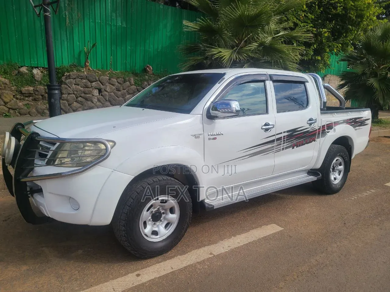 Toyota Hilux 2007 White
