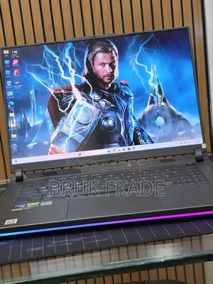 New Laptop Asus ROG Strix G15 32GB Intel Core i9 SSD 1T