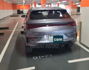 BYD E2 43 kWh 94 hp FWD 2025 Gray