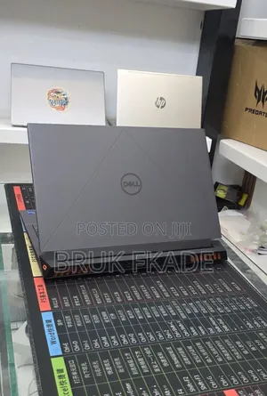 New Laptop Dell G15 5511 16GB Intel Core i7 SSD 1T