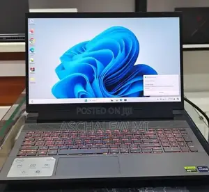 New Laptop Dell G15 5511 16GB Intel Core i7 SSD 512GB