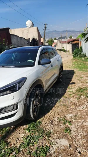 Hyundai Tucson 2020 White