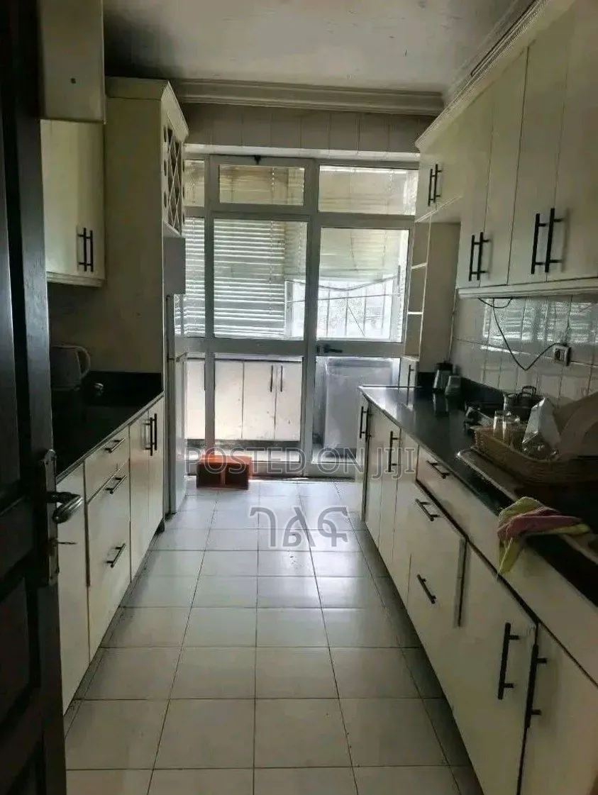 2bdrm Apartment in አያት ቦሌ በሻሌ ሰንሻይን, Bole for sale