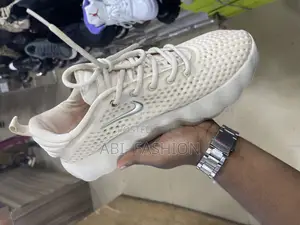 Nike Shoe 002