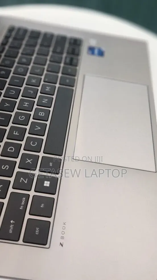 New Laptop HP ZBook 14 16GB Intel Core i7 SSD 512GB