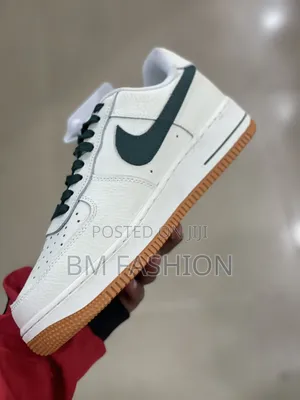 Essential Nike Air Force 1: Timeless Colorway