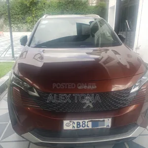 Peugeot 5008 2022 Burgundy