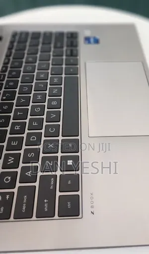 New Laptop HP 16GB Intel Core i7 SSD 512GB
