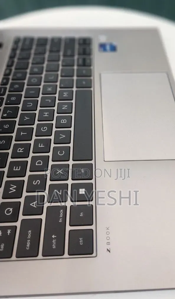 New Laptop HP 16GB Intel Core i7 SSD 512GB