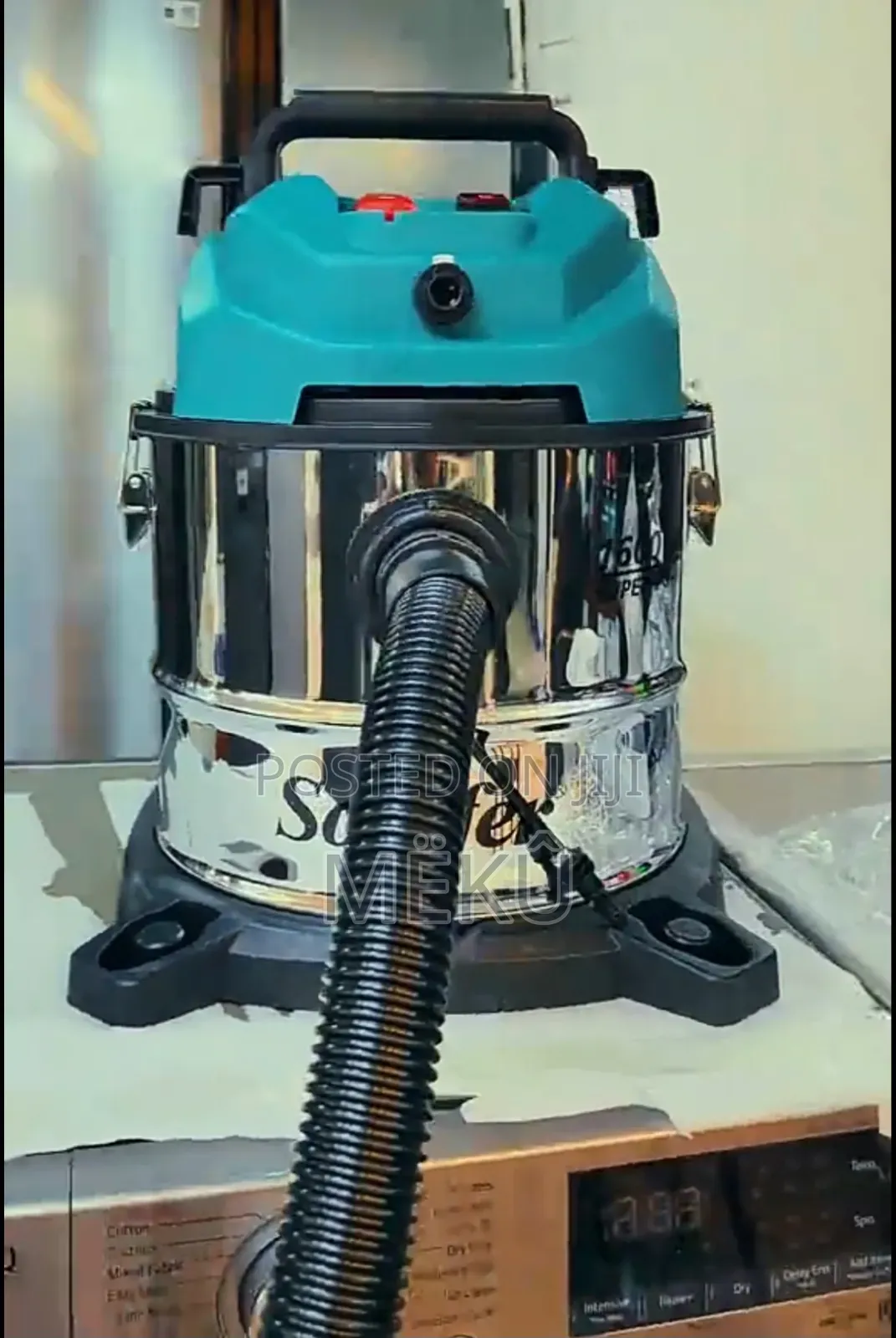Vacuum Cleaner
