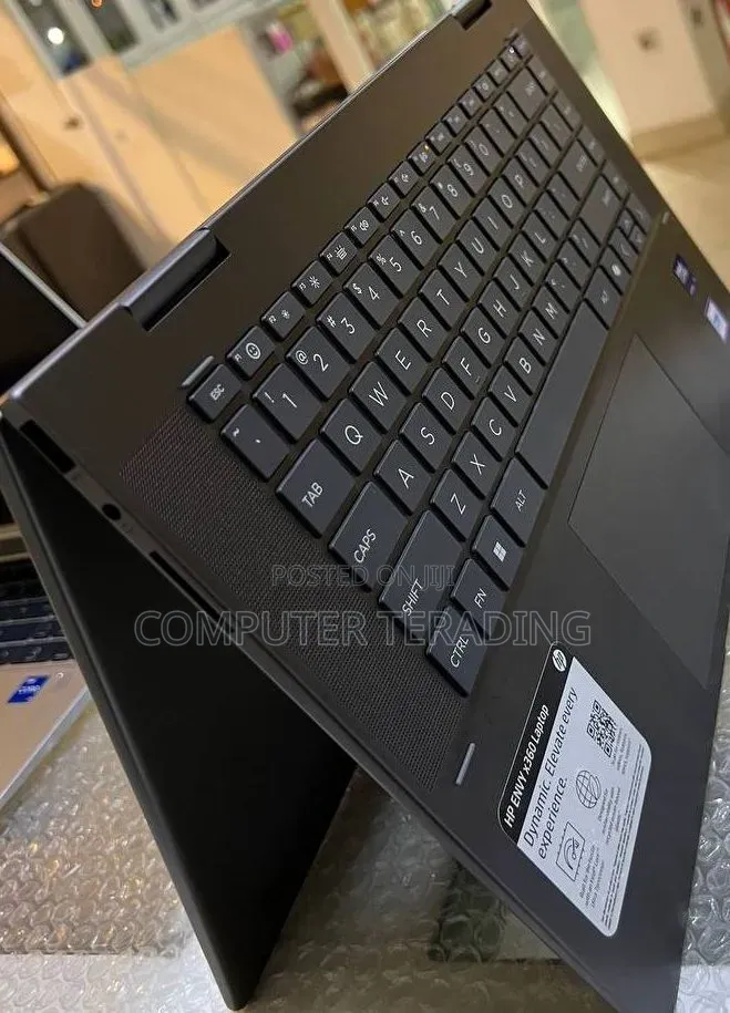 New Laptop HP Envy X360 16GB Intel Core i5 SSD 512GB