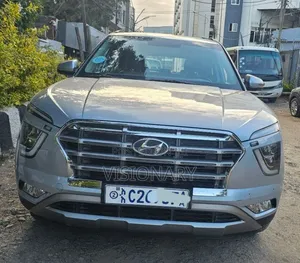 Hyundai Creta 2022 Silver