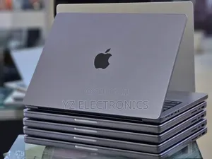 New Laptop Apple MacBook Pro M1 32GB AMD A10 SSD 512GB