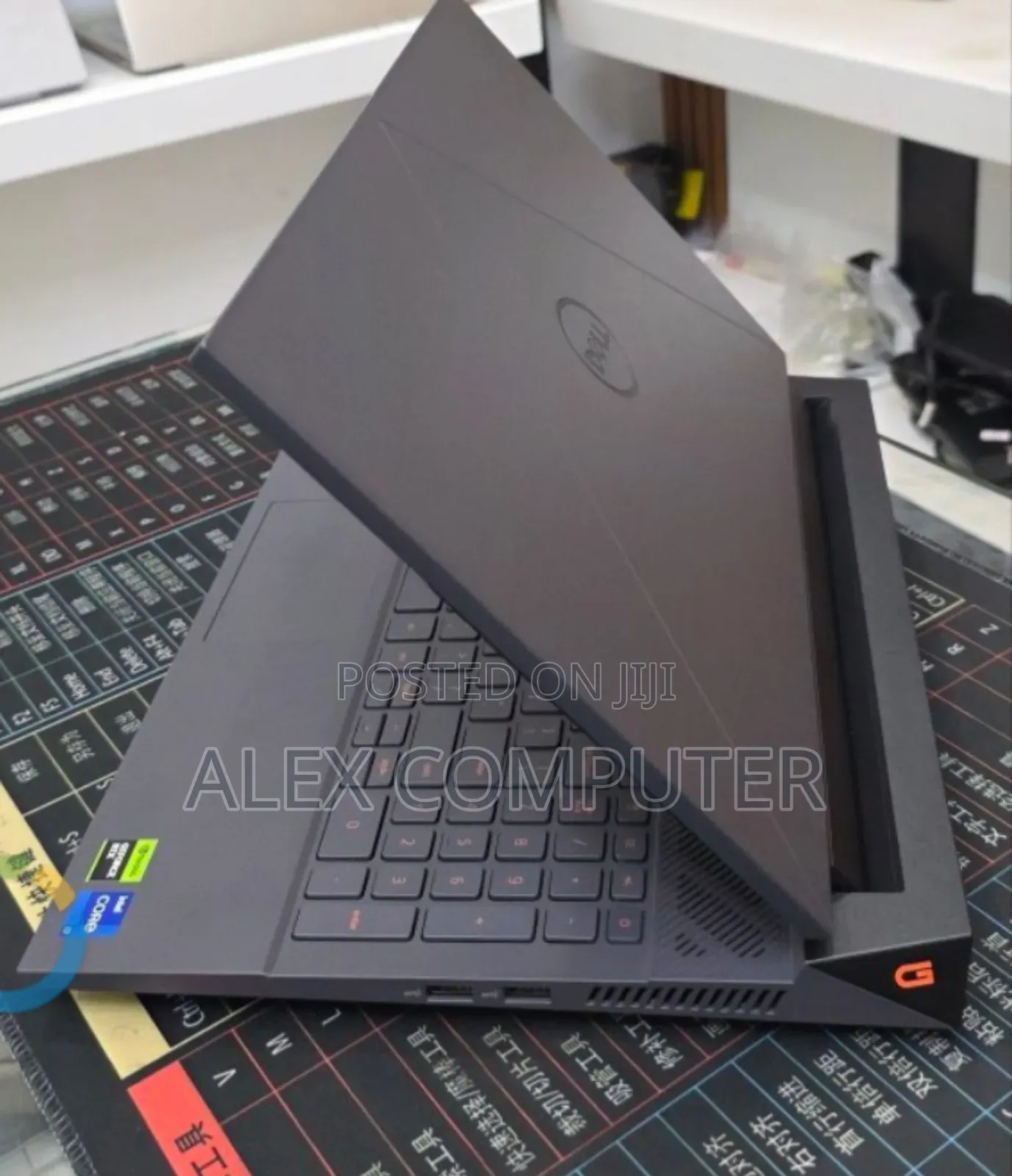 New Laptop Dell G15 5511 16GB Intel Core i7 SSD 1T