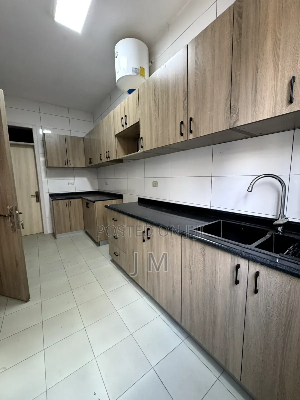 3bdrm Apartment in Bole for rent