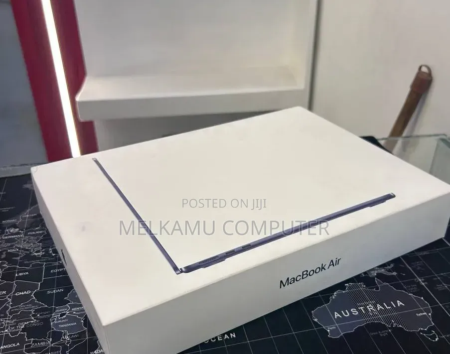 New Laptop Apple MacBook Air 2026 M5 13-inch 16GB Apple M5 SSD 512GB
