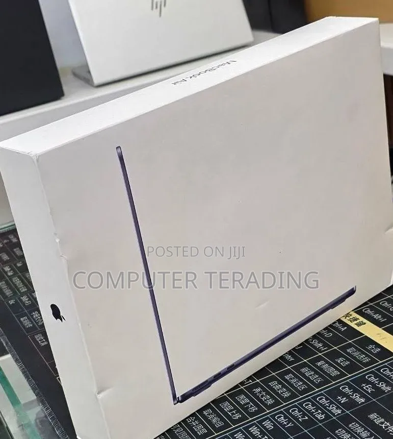 New Laptop Apple MacBook Air 2026 M5 13-inch 16GB Apple M5 SSD 512GB