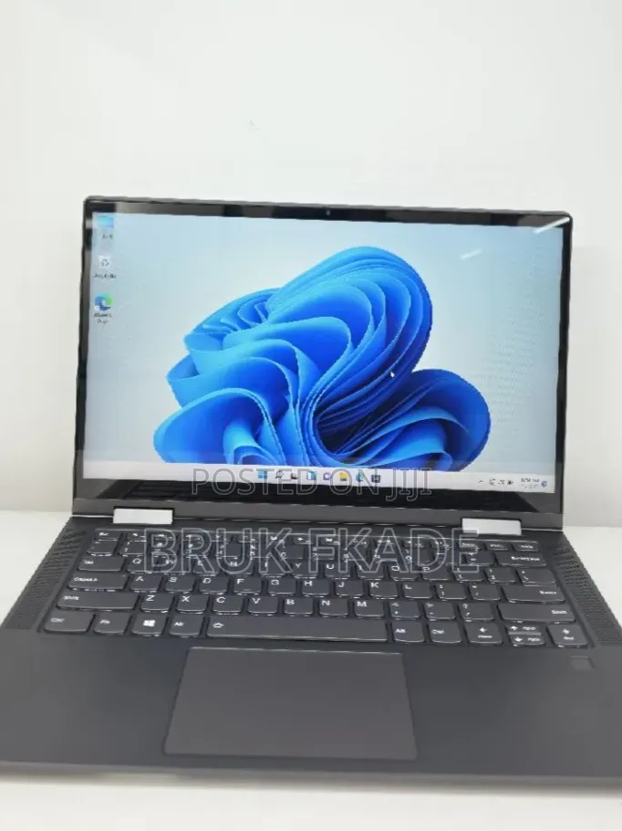 New Laptop Lenovo ThinkPad X390 Yoga 16GB Intel Core i5 SSD 512GB