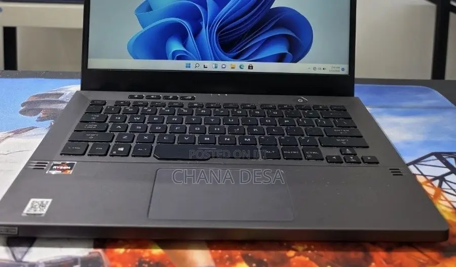 New Laptop Asus 16GB AMD Ryzen 7 SSD 512GB