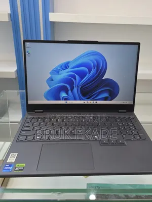 New Laptop Lenovo Legion 5 24GB Intel Core i7 SSD 1T