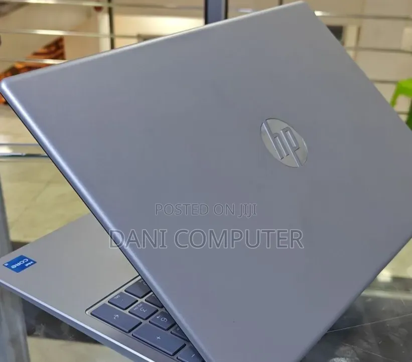 New Laptop HP Stream Notebook 16GB Intel Core i5 SSD 1T