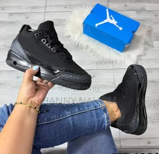 Jordan 3 Black Cat