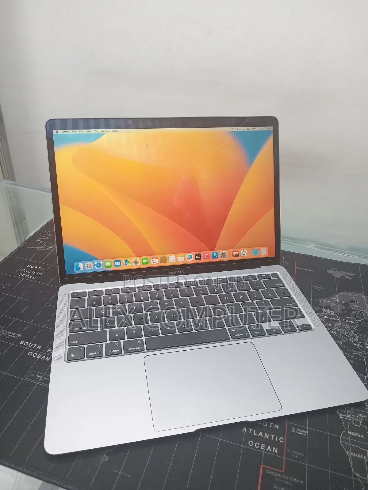 New Laptop Apple MacBook Air 2020 M1 8GB Apple M1 SSD 512GB