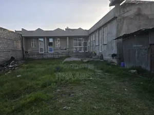 5bdrm Villa in Akaky Kaliti for sale