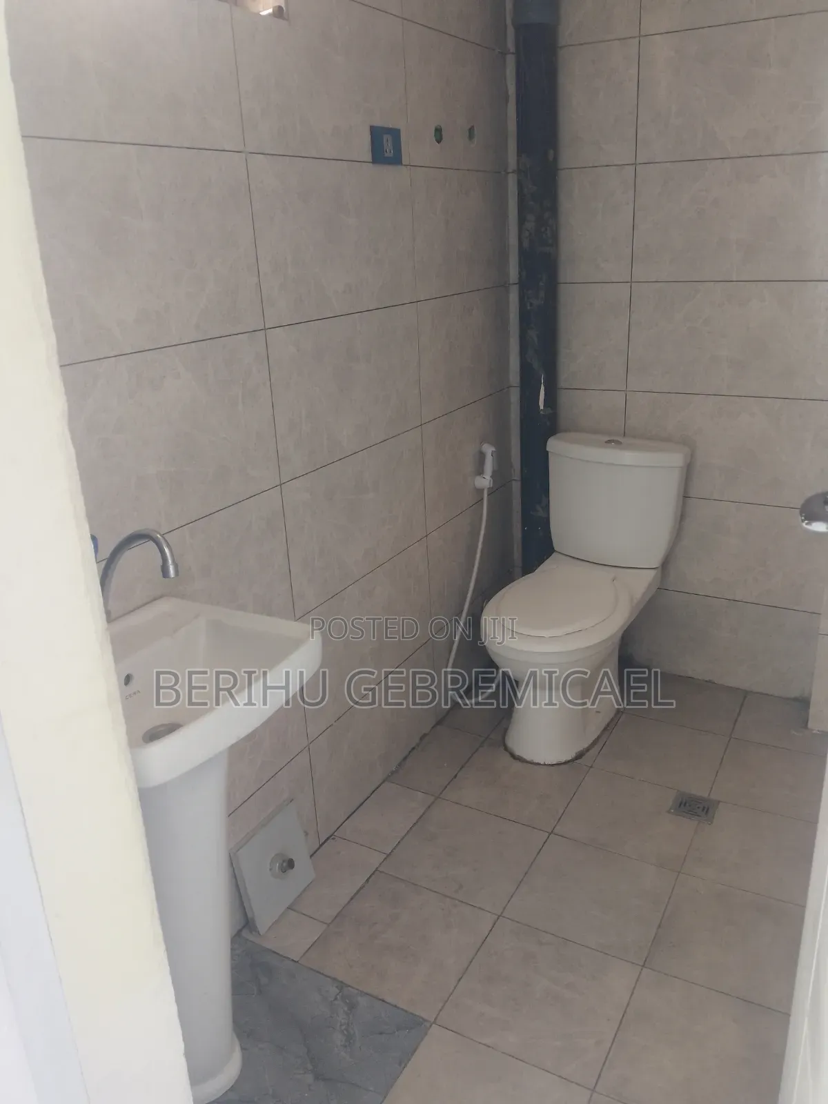 2bdrm Duplex in ኣያተ, Yeka for rent