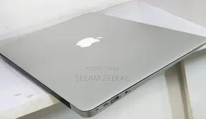 New Laptop Apple MacBook Air 2017 8GB Intel Core i5 SSD 256GB