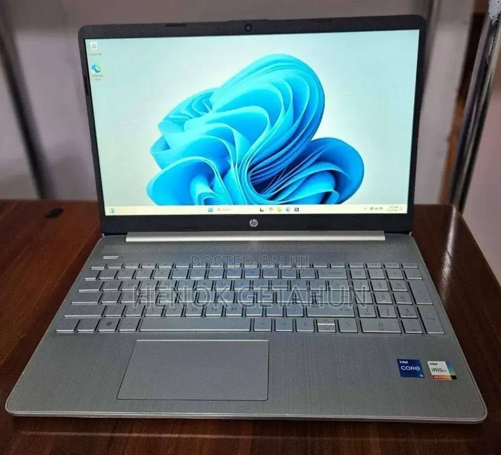 New Laptop HP Stream Notebook 8GB Intel Core i5 SSD 256GB