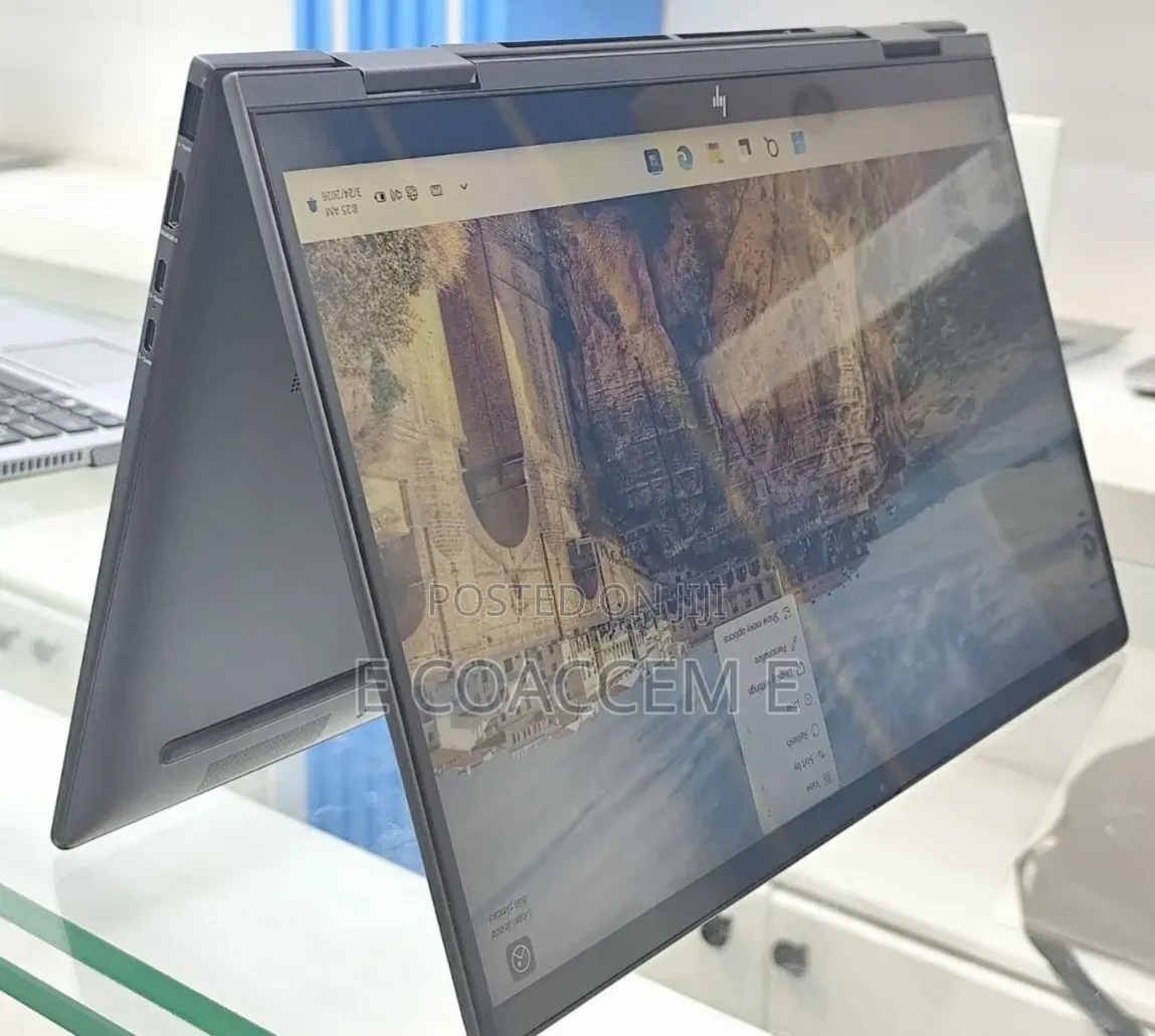 New Laptop HP 8GB AMD Ryzen 5 SSD 256GB