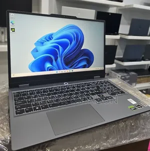New Laptop Lenovo LOQ 15AHP10 16GB AMD Ryzen 5 SSD 512GB