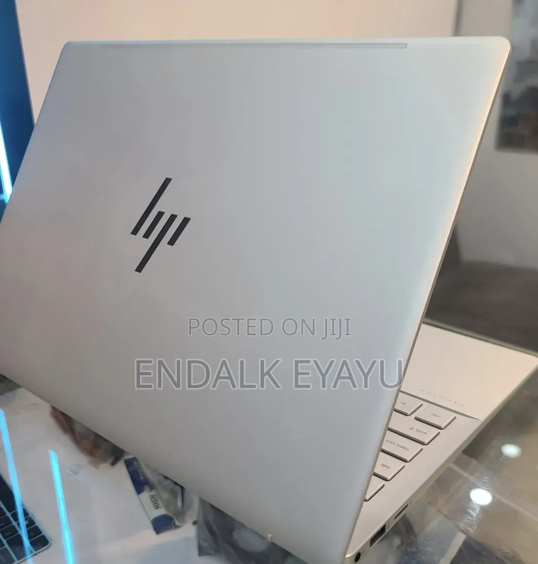New Laptop HP 16GB Intel Core i5 SSD 1T