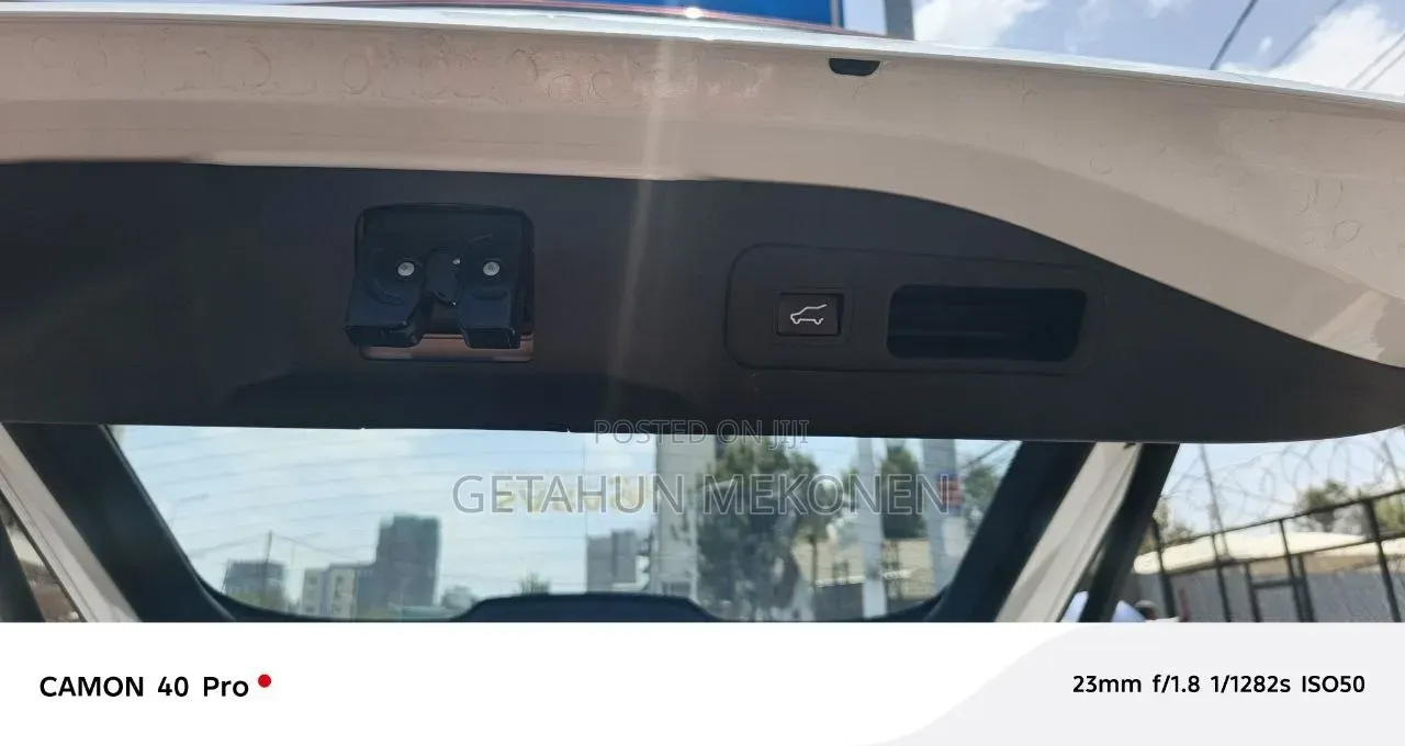 Toyota bZ4X 2024 White