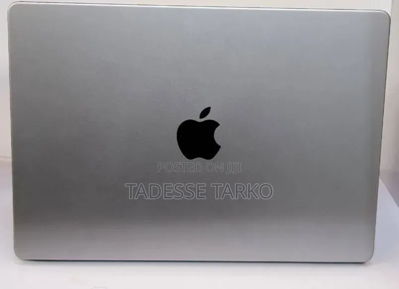 New Laptop Apple MacBook Pro M1 16GB Apple M1 Pro SSD 512GB